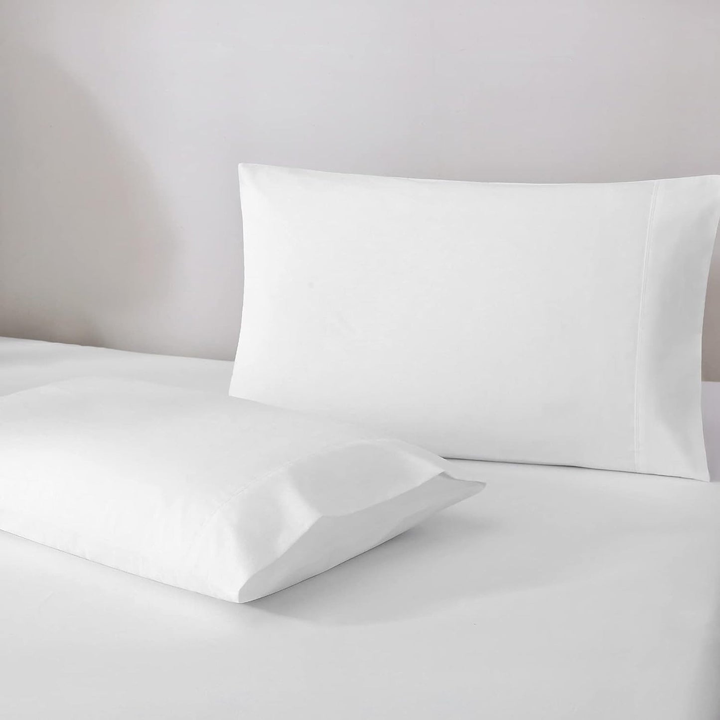300 Thread Count Sheet Set 50% Cotton 50% Polyester Bed Sheet Set - White