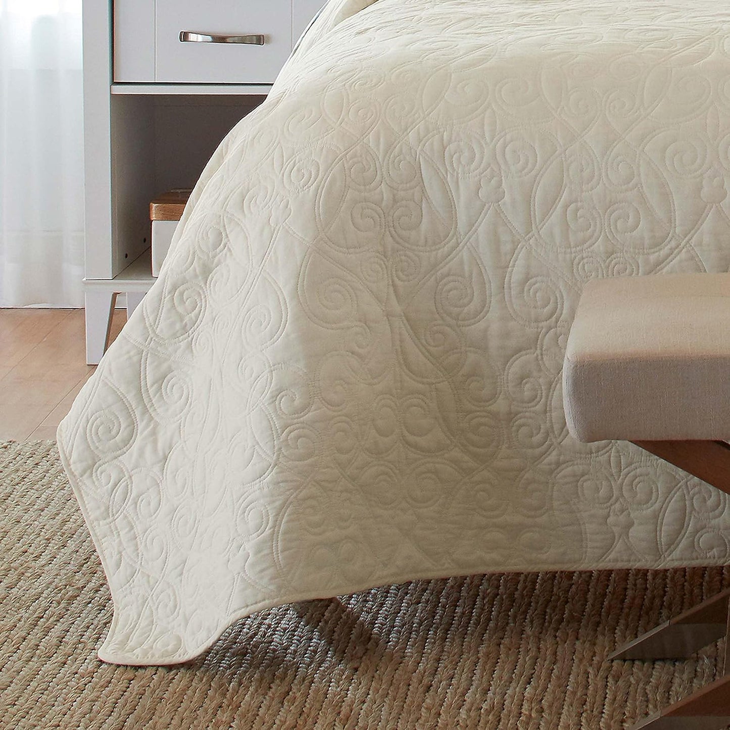 100% Cotton, Reversible All Season Bedding Quilt Set - Ivory