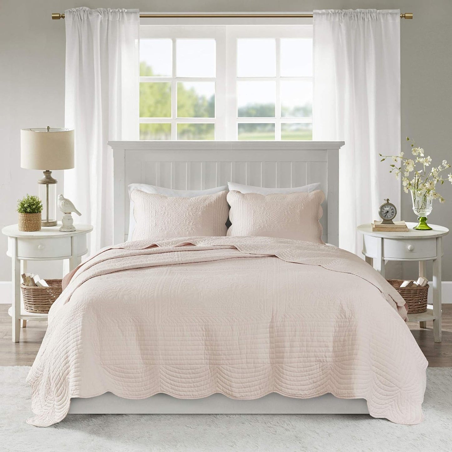 Damask Medallion Stitching Tuscany Coverlet Set - Medallion Blush