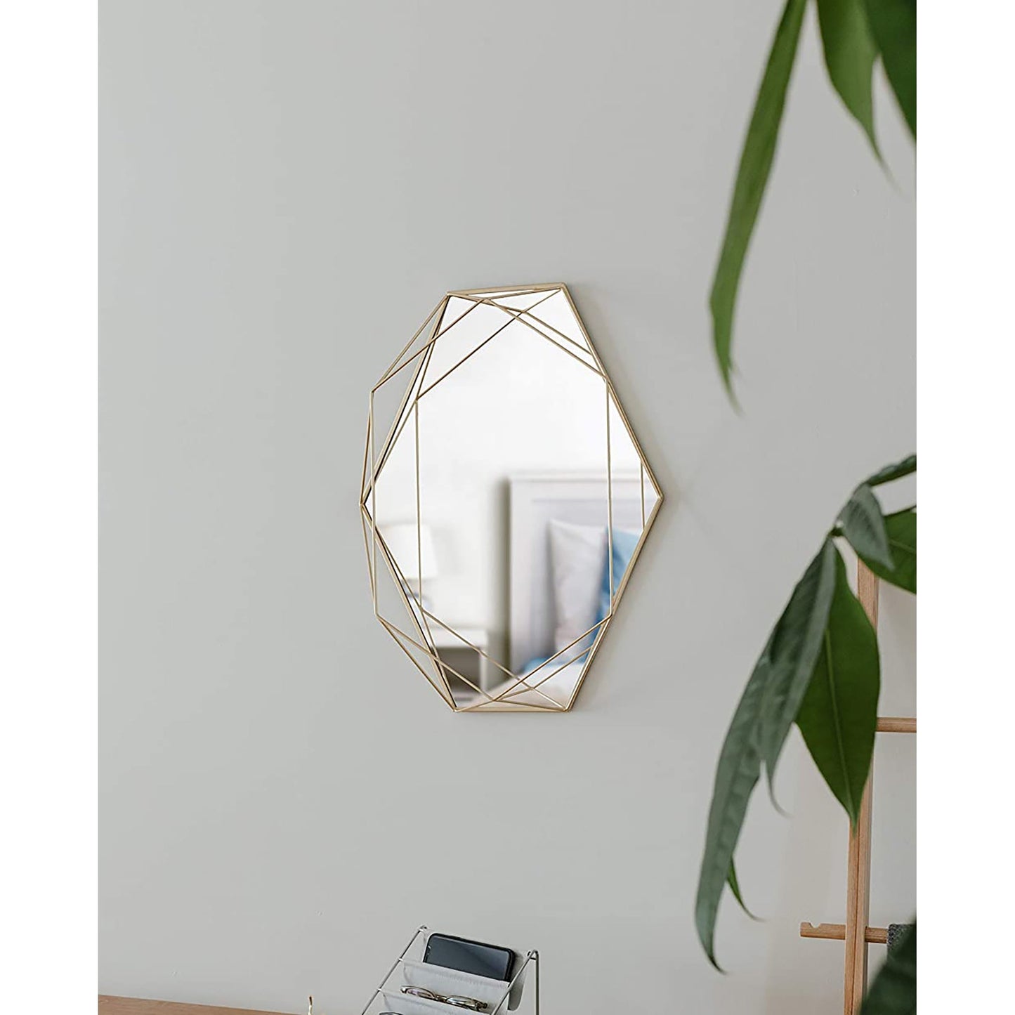Modern Geometric Shaped Oval Wall Mirror Home Decor - Matte Brass