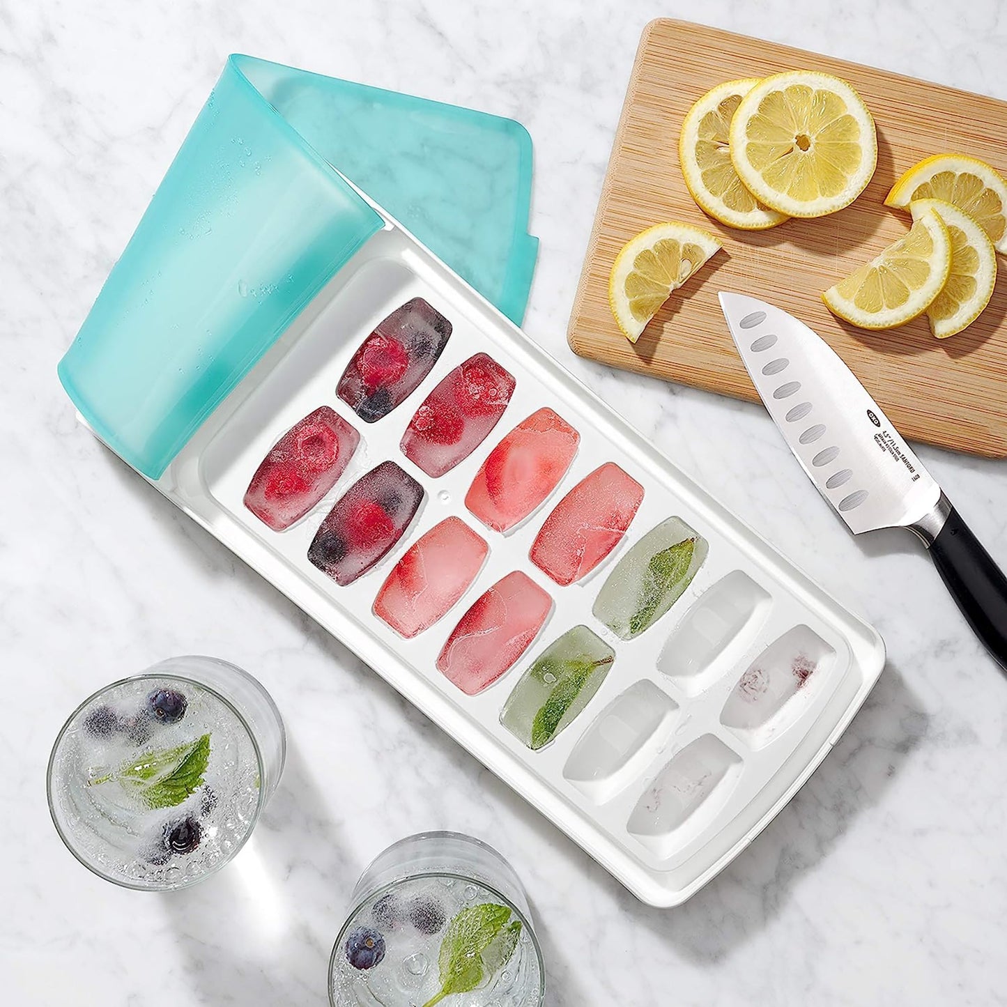 No Spill Plastic Ice Cube Tray with Silicone Secure Seal - White Blue