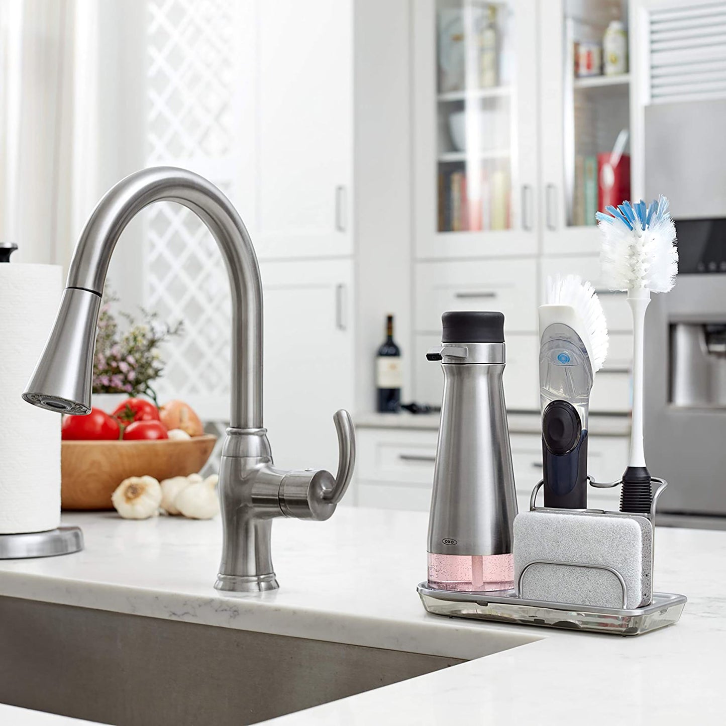 Soap Dispensing Grip Dish Brush for Pot and Sink Cleaning 15x10x5 cm - Black White