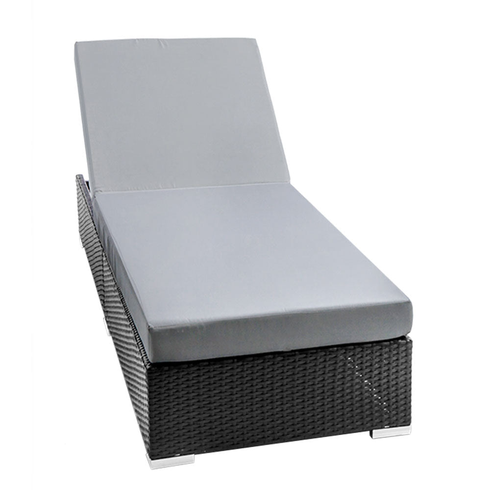 Outdoor Sun Lounge Wicker Furniture Rattan Garden Sofa Bed - Black