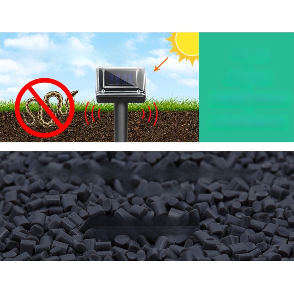 Solar Powered Snake Repeller Ultrasonic Pest Repellent - 8x
