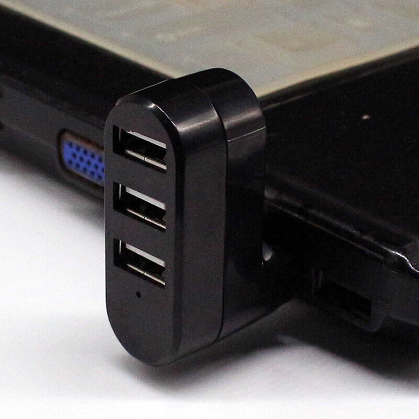 High-Speed 3-Port USB Hub for Laptop PC Data Transfer
