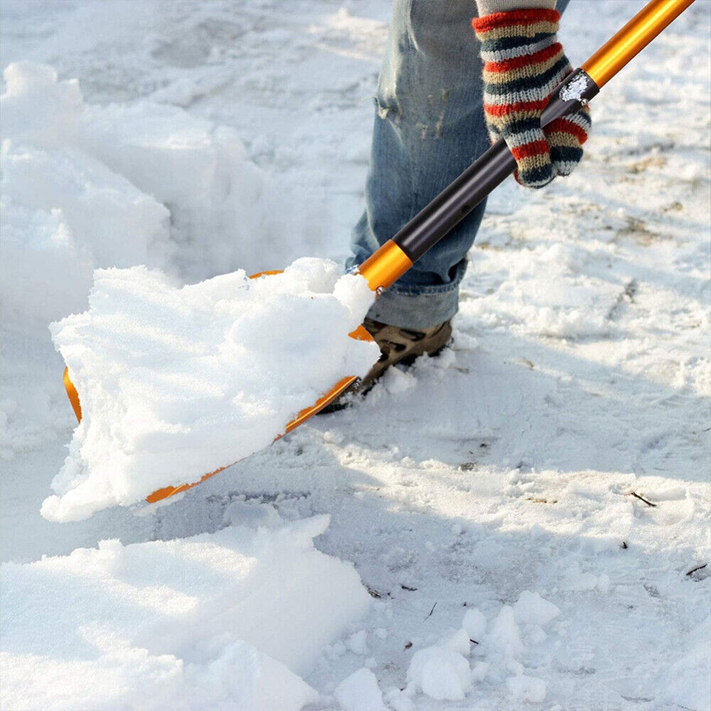 Lightweight Telescopic Snow Shovel with Extendable Handle