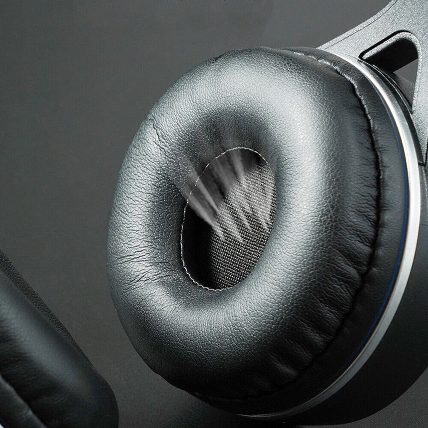 Noise Cancelling Bluetooth Earphone Wireless Headphones with Microphone