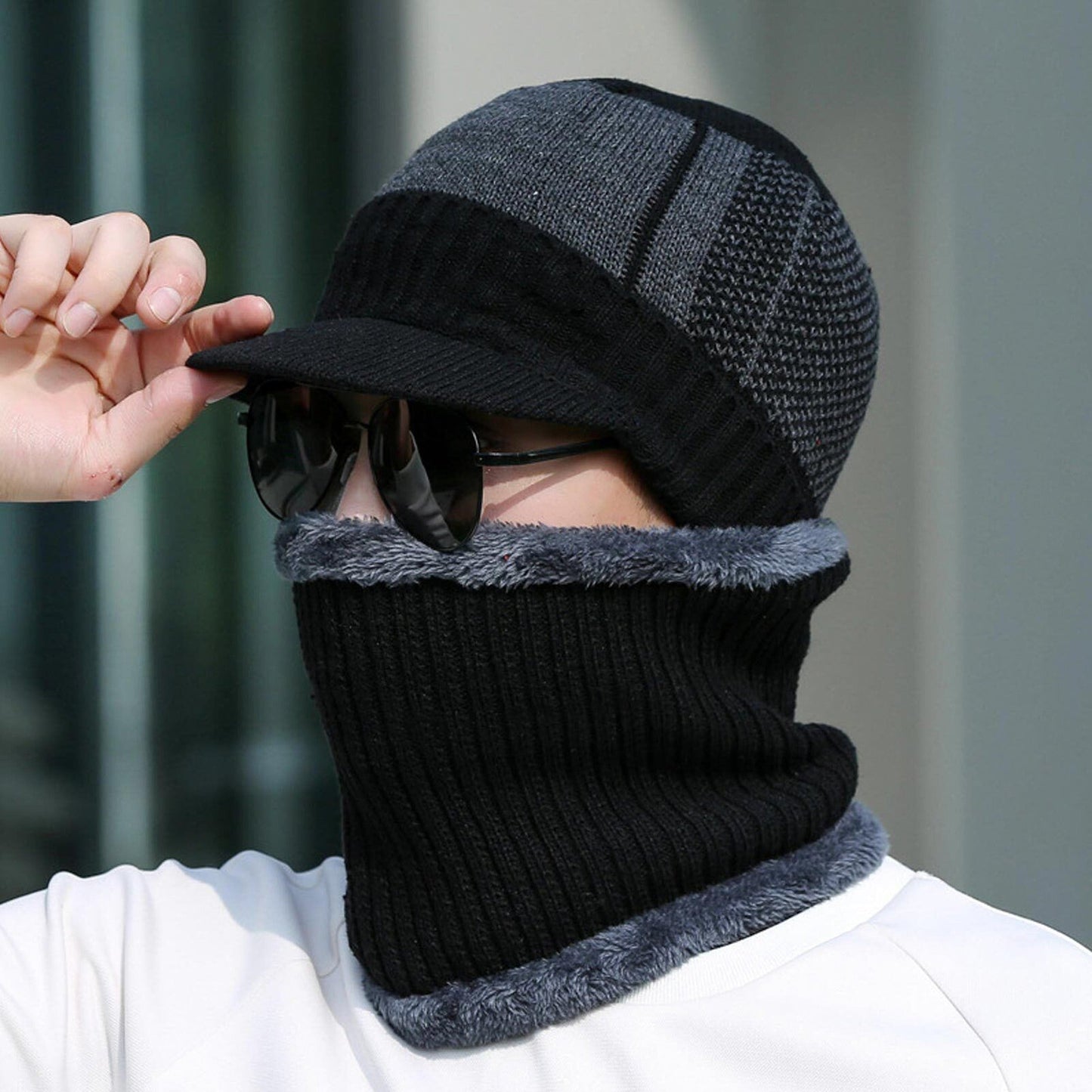 Men Fleece Lined Winter Beanie and Scarf Set Fashion Warm Ski Cap