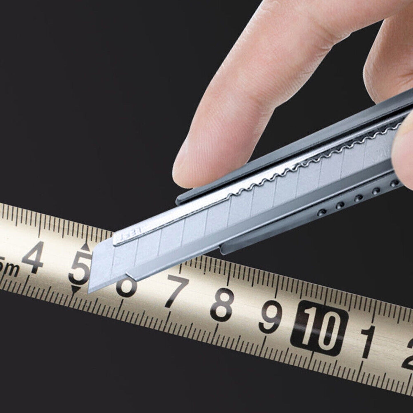 Retractable Measuring Tape with Metric Ruler Easy Lock and Release