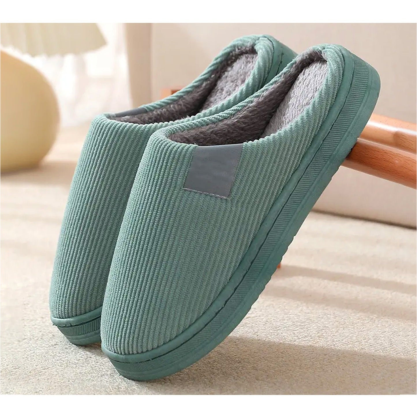 Green Plush Lined Anti-Slip Winter Slippers Warm Indoor Slides for Men and Women