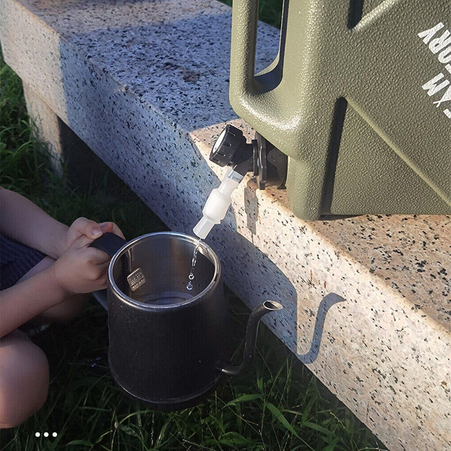 Portable Outdoor Camping Water Container with Tap 12L