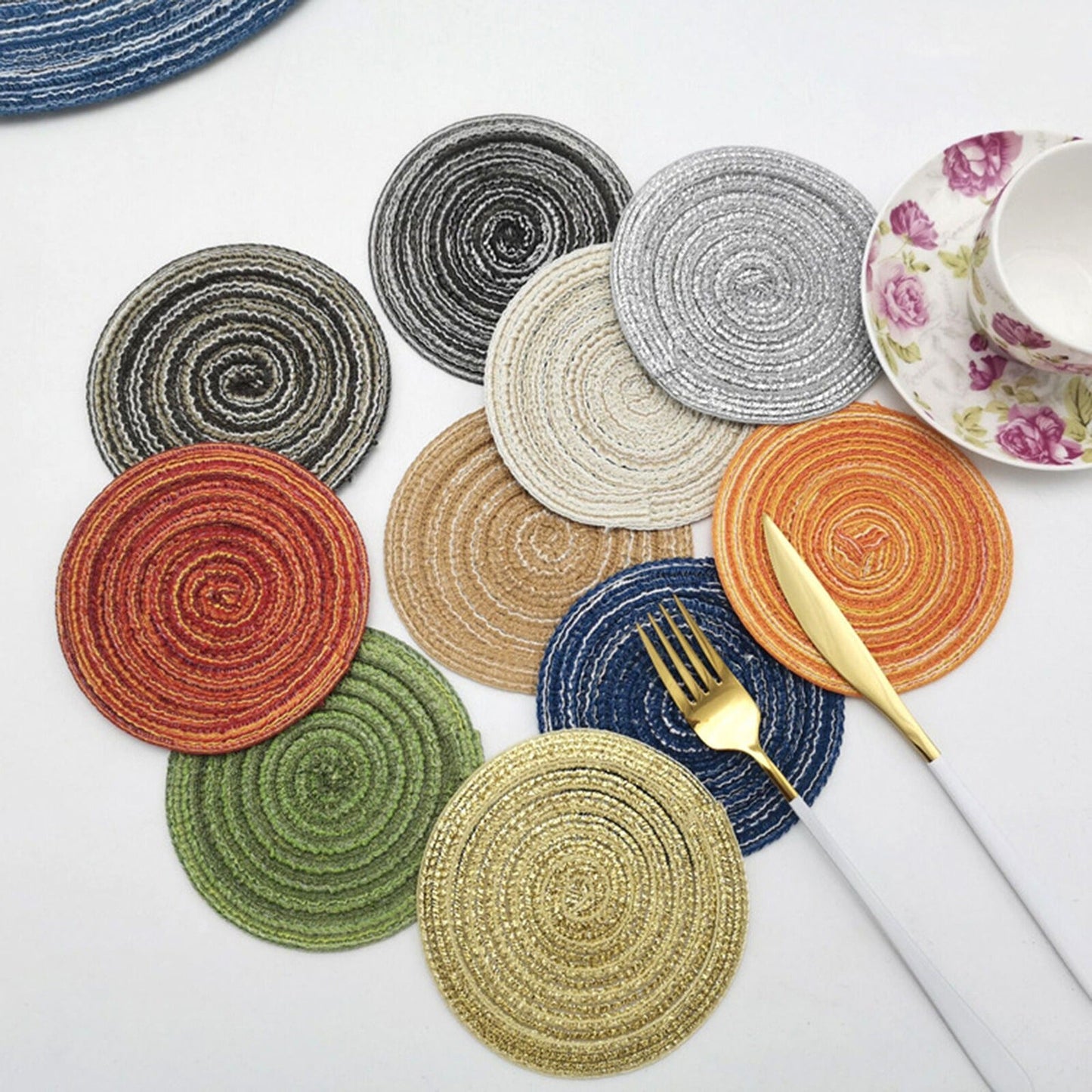 4pcs Non-Slip Jacquard-Weaved Round Placemats for Dining Table