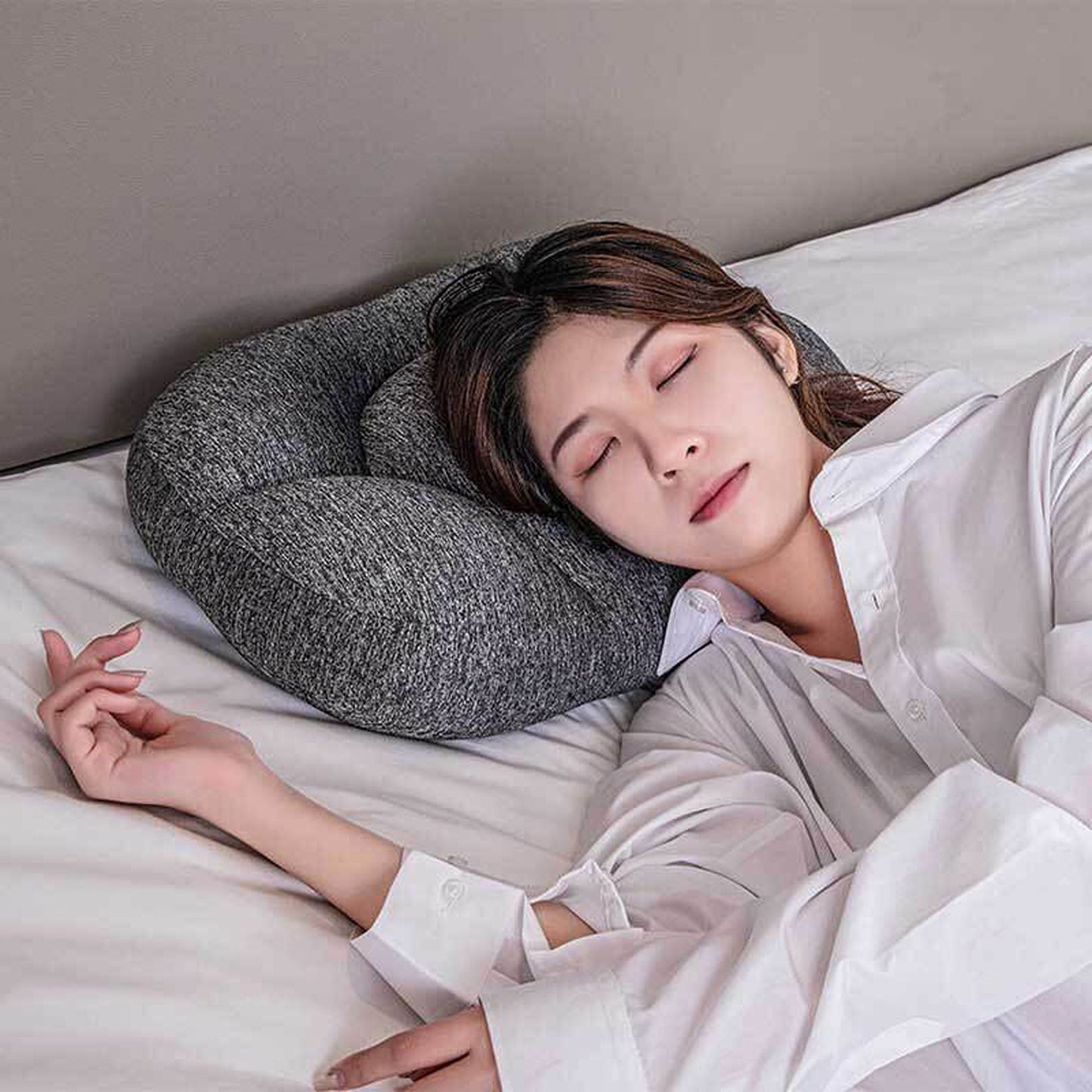 3D Memory Foam Egg Cloud Assist Pillow for Breathable Sleep