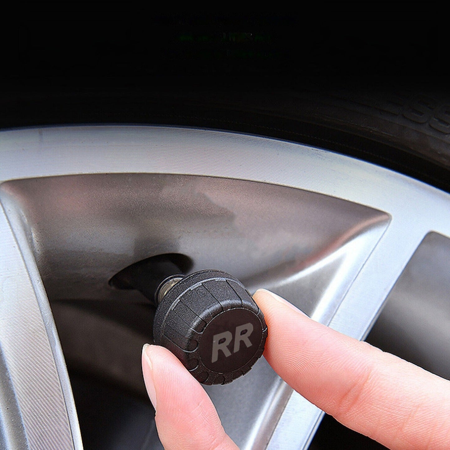 Solar-Powered Tyre Pressure Monitoring System for Cars with External Sensors