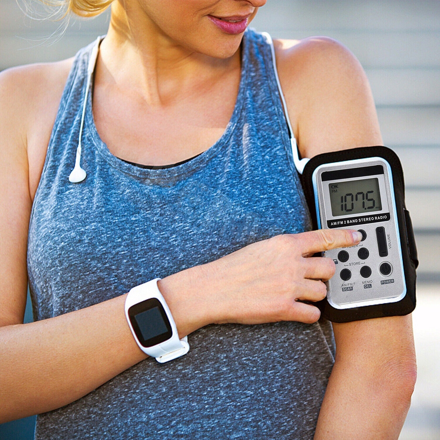 Portable AM/FM Radio Pocket Receiver with Earphone and USB Charging