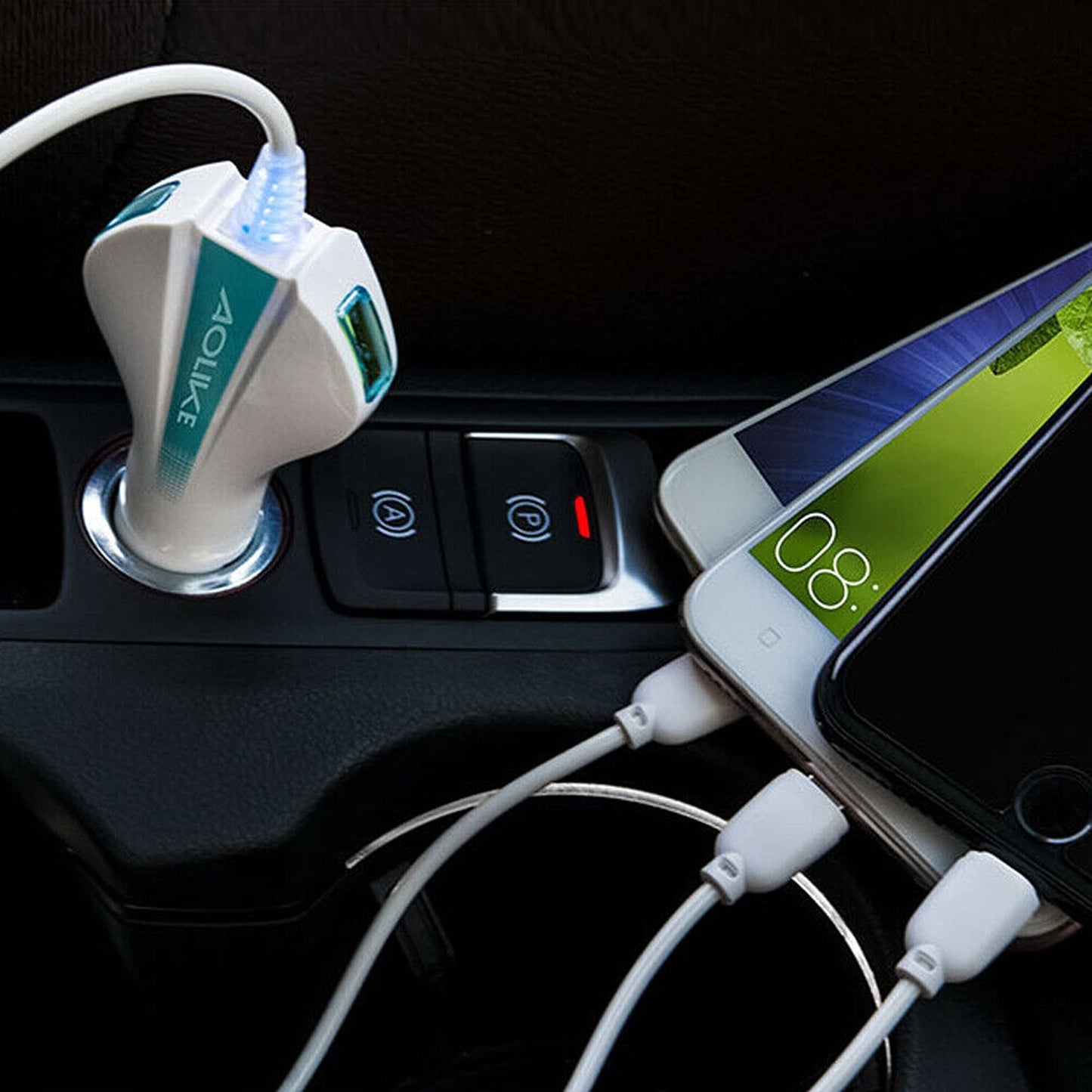 Fast Charging USB 3.0 Car Charger for iPhone and Samsung 12V