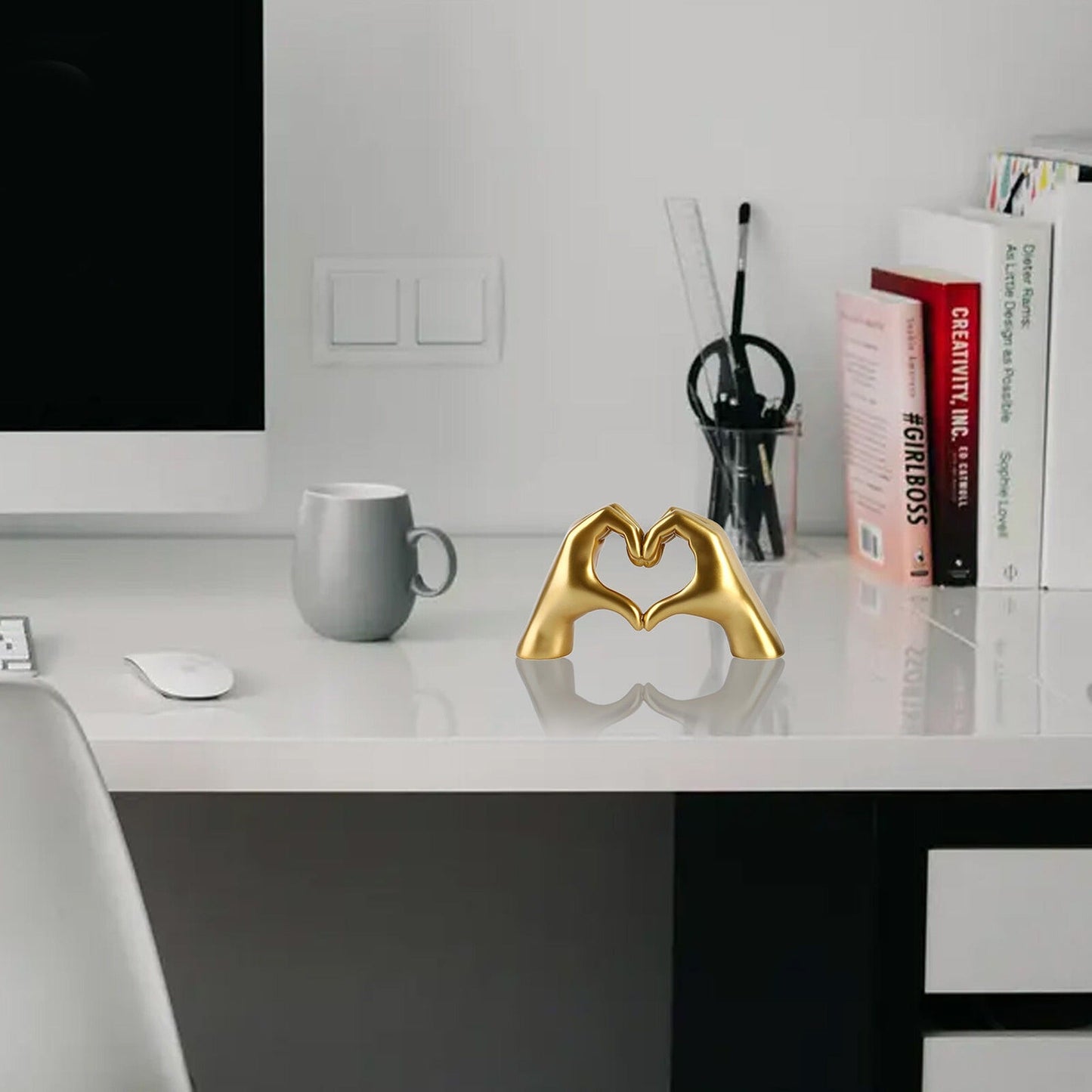 Nordic Style Resin Heart Gesture Hand Sculpture for Desktop Decor