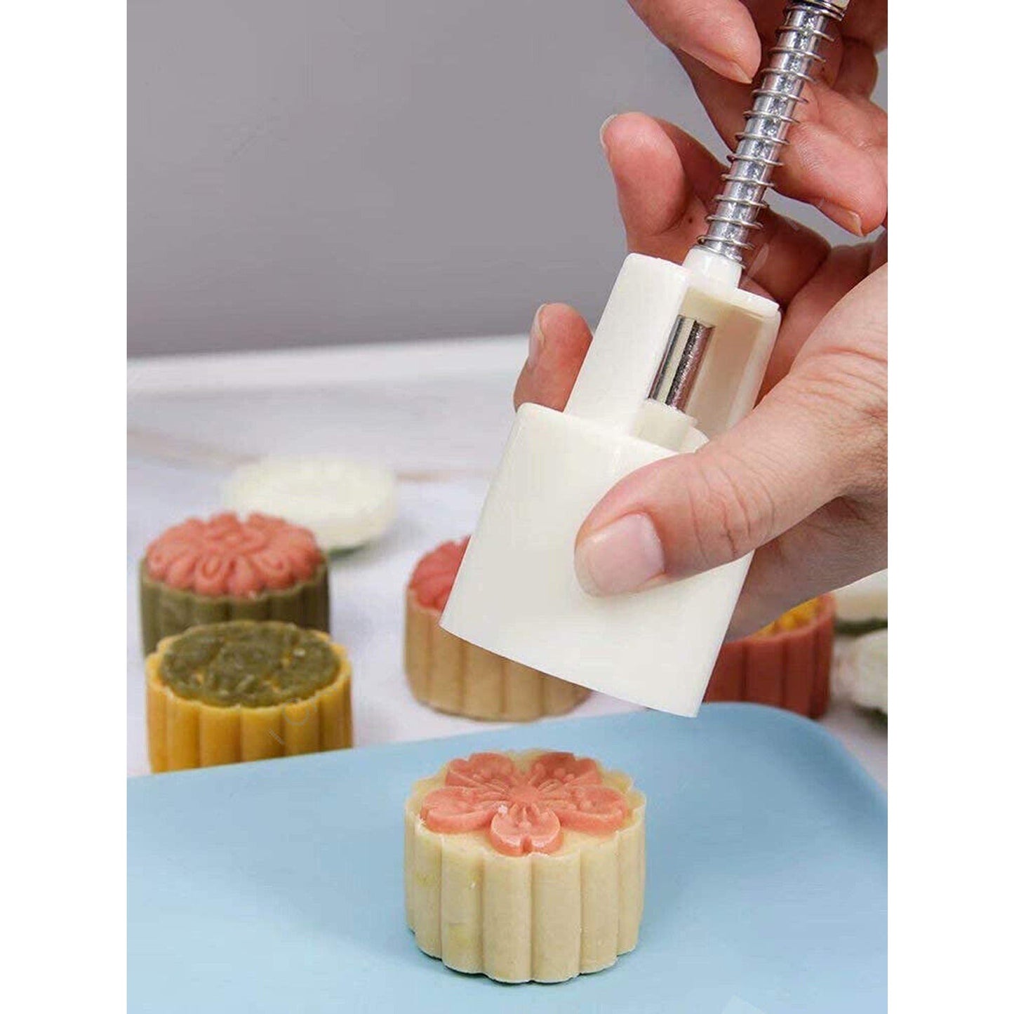 DIY Moon Cake Flower Stamps Mold Round Pastry Decor Cookies