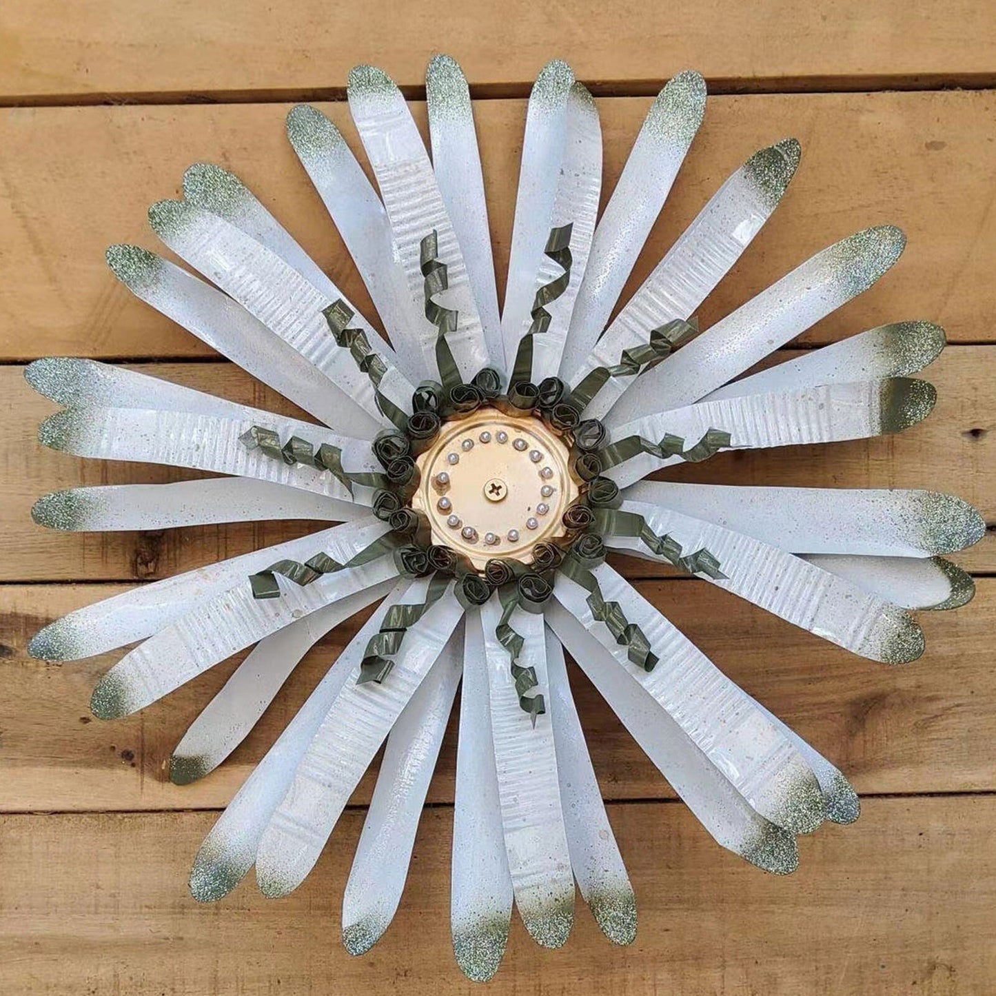 Large Indoor/Outdoor Metal Flower Wall Art Sculptural Hanging Decor