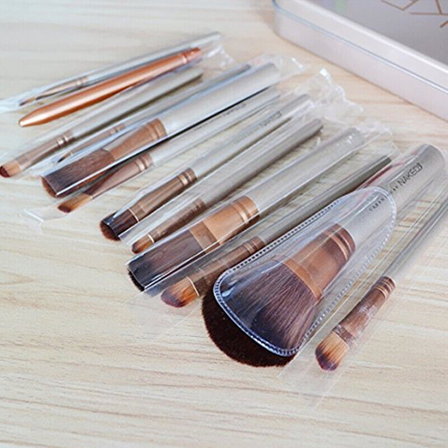 12pcs Makeup Brush Set for Foundation Eyeshadow and Lips