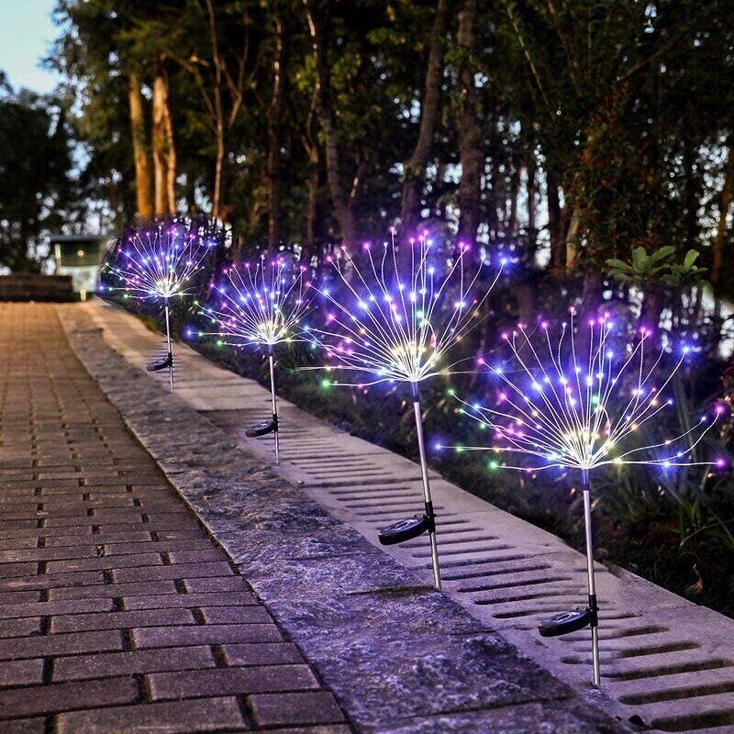 2pcs LED Solar Fireworks Garden Lights Starburst Design for Nighttime Display