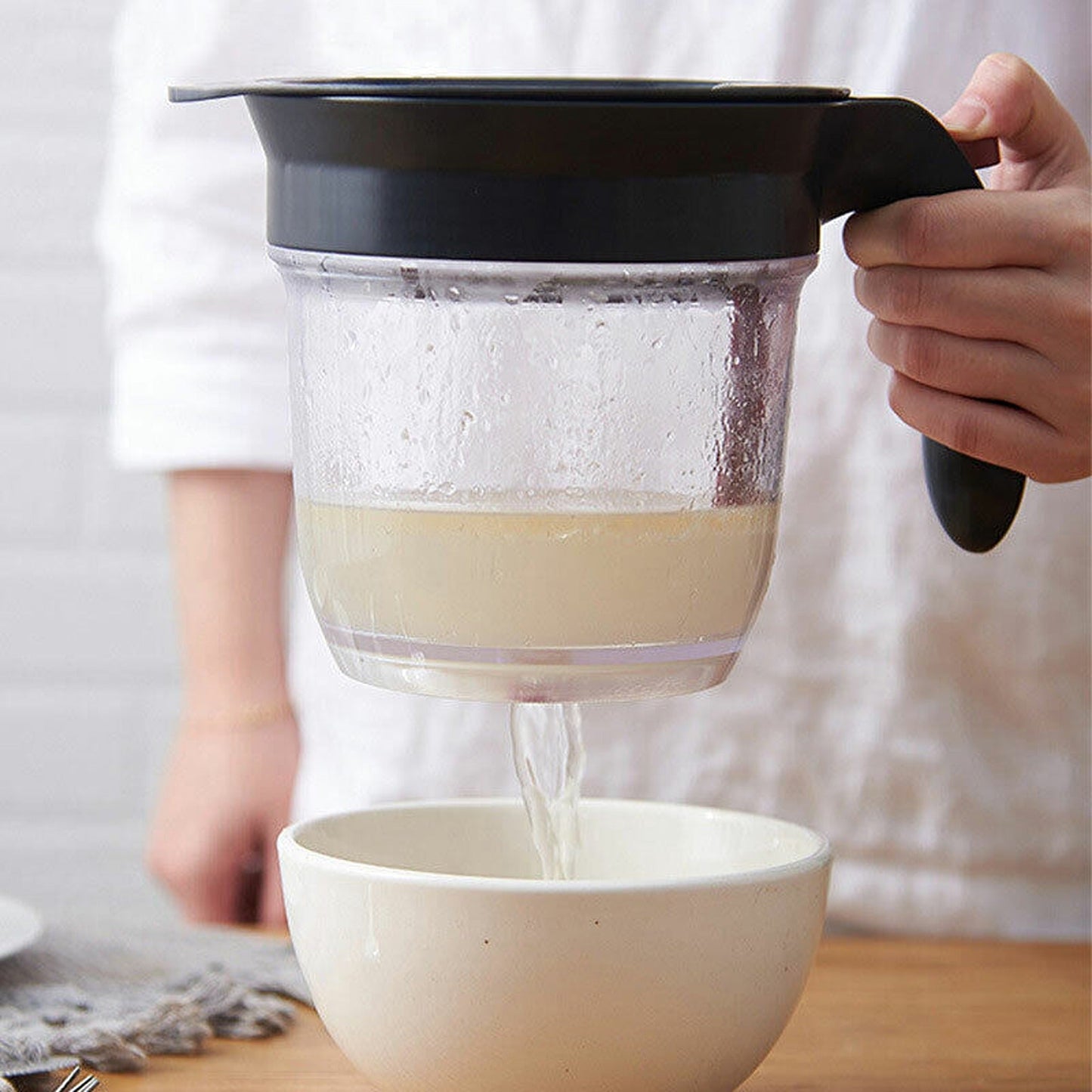 Gravy Fat Separator 1000ml Bottom Release Kitchen Tool with Strainer