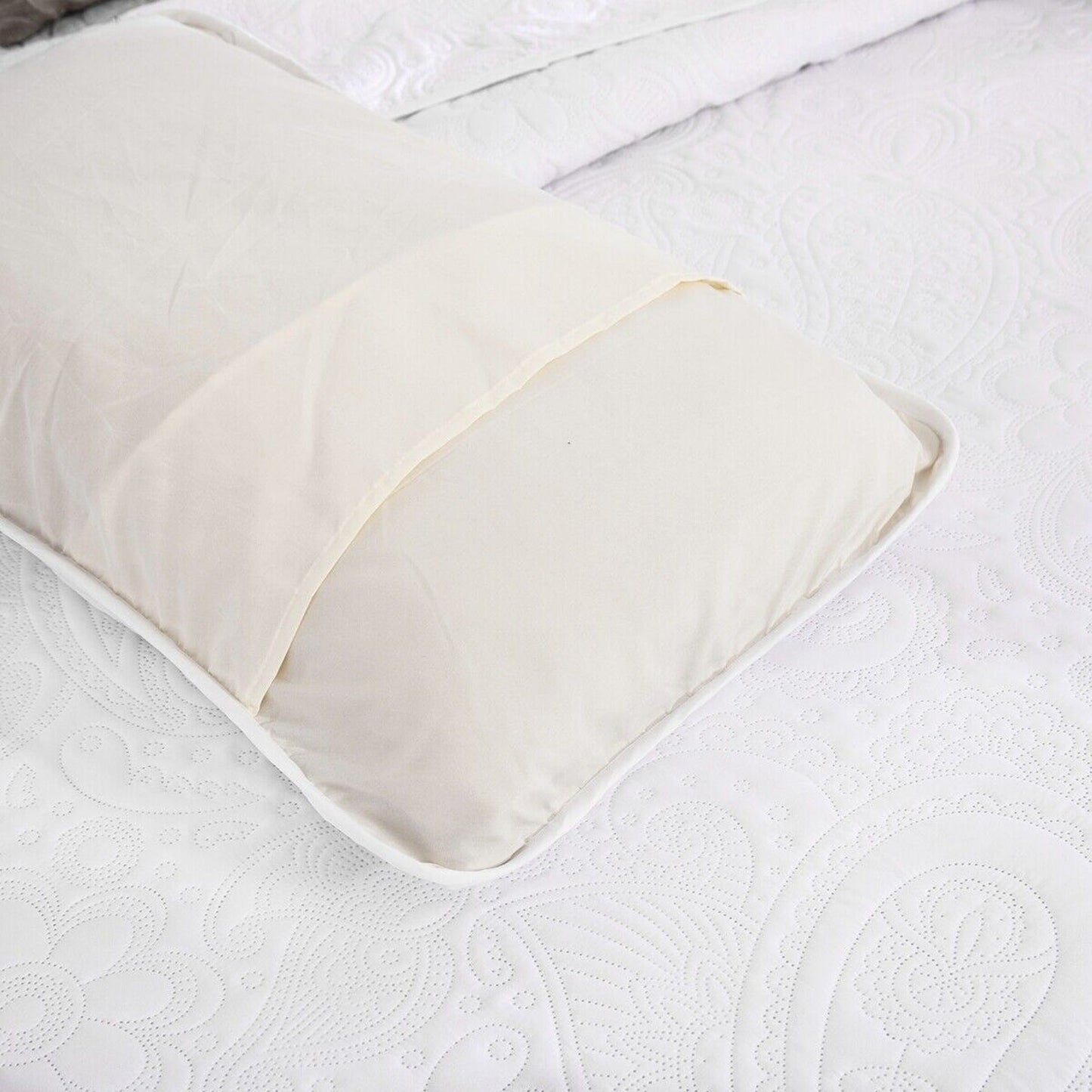 White Queen King Size Quilted Bedspread Set Soft Coverlet and Throw