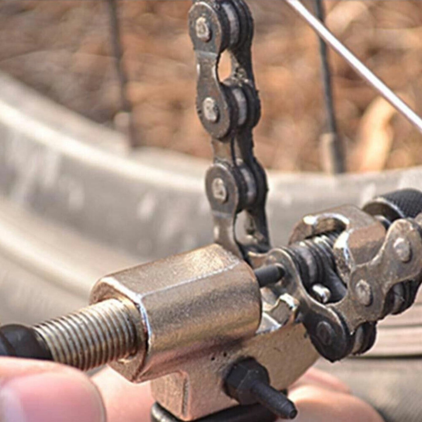 Bike Chain Breaker Tool Bicycle Chain Link Splitter and Pin Remover