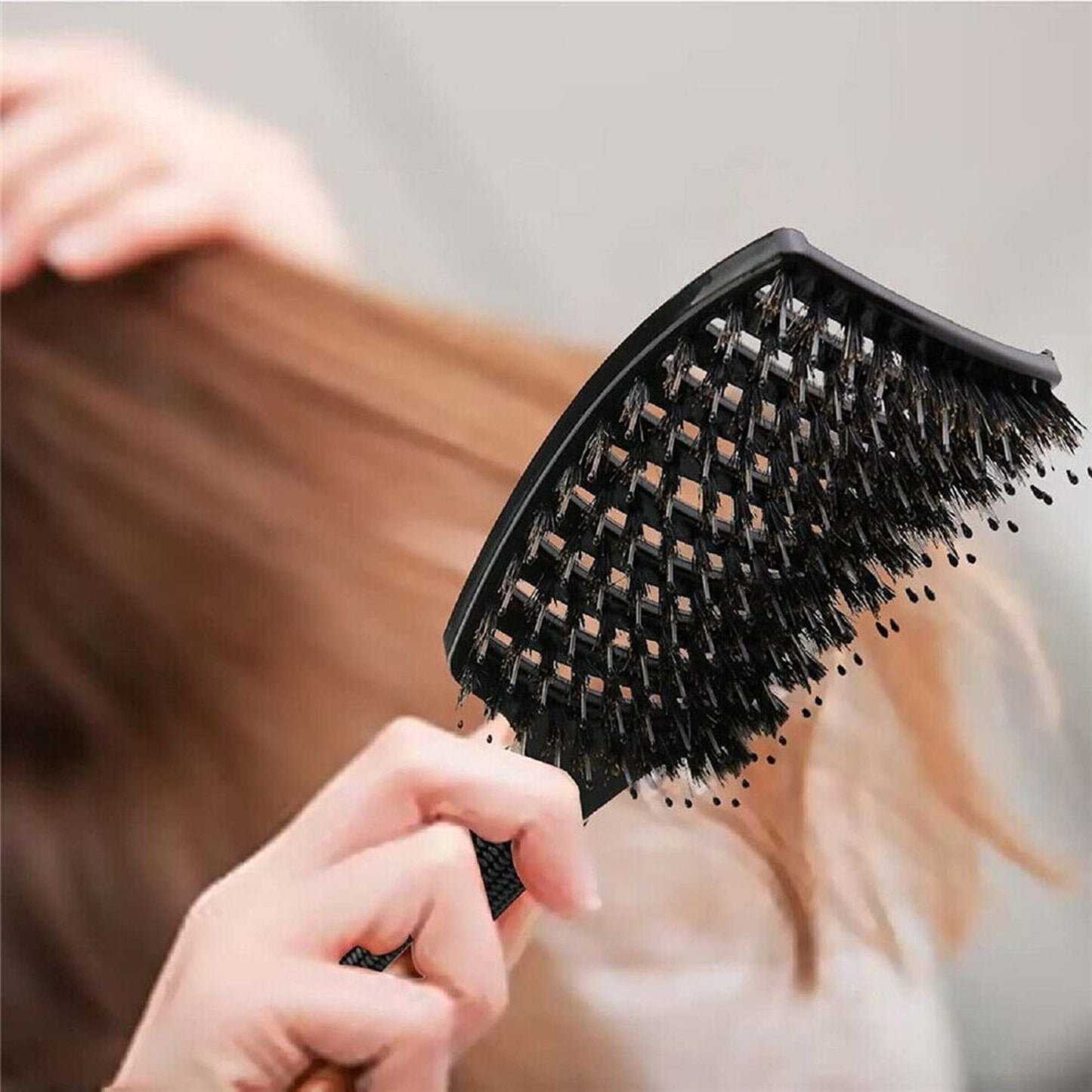 1pc Nylon Bristle Detangling Hairbrush Scalp Massage Hair Comb for Men and Women