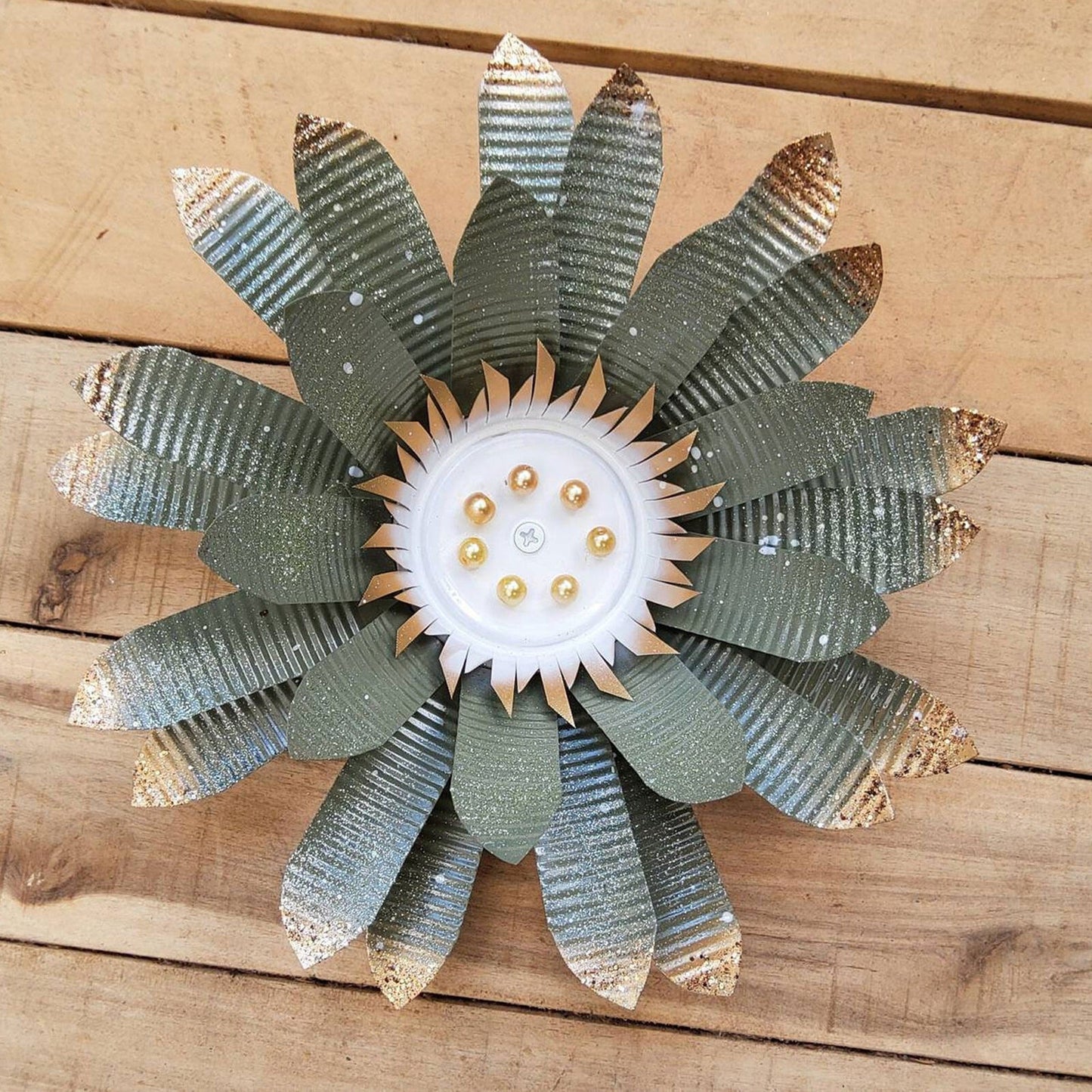 Large Indoor/Outdoor Metal Flower Wall Art Sculptural Hanging Decor