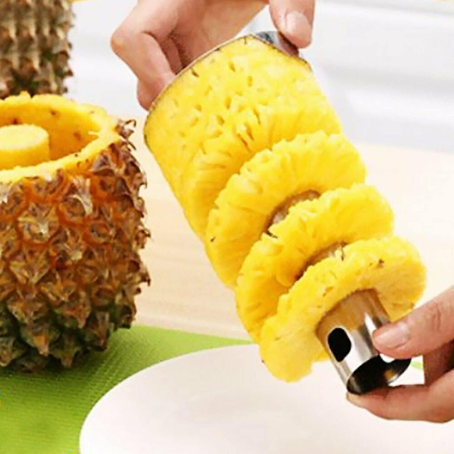 Easy Pineapple Corer Slicer Stainless Steel Kitchen Cutter and Peeler