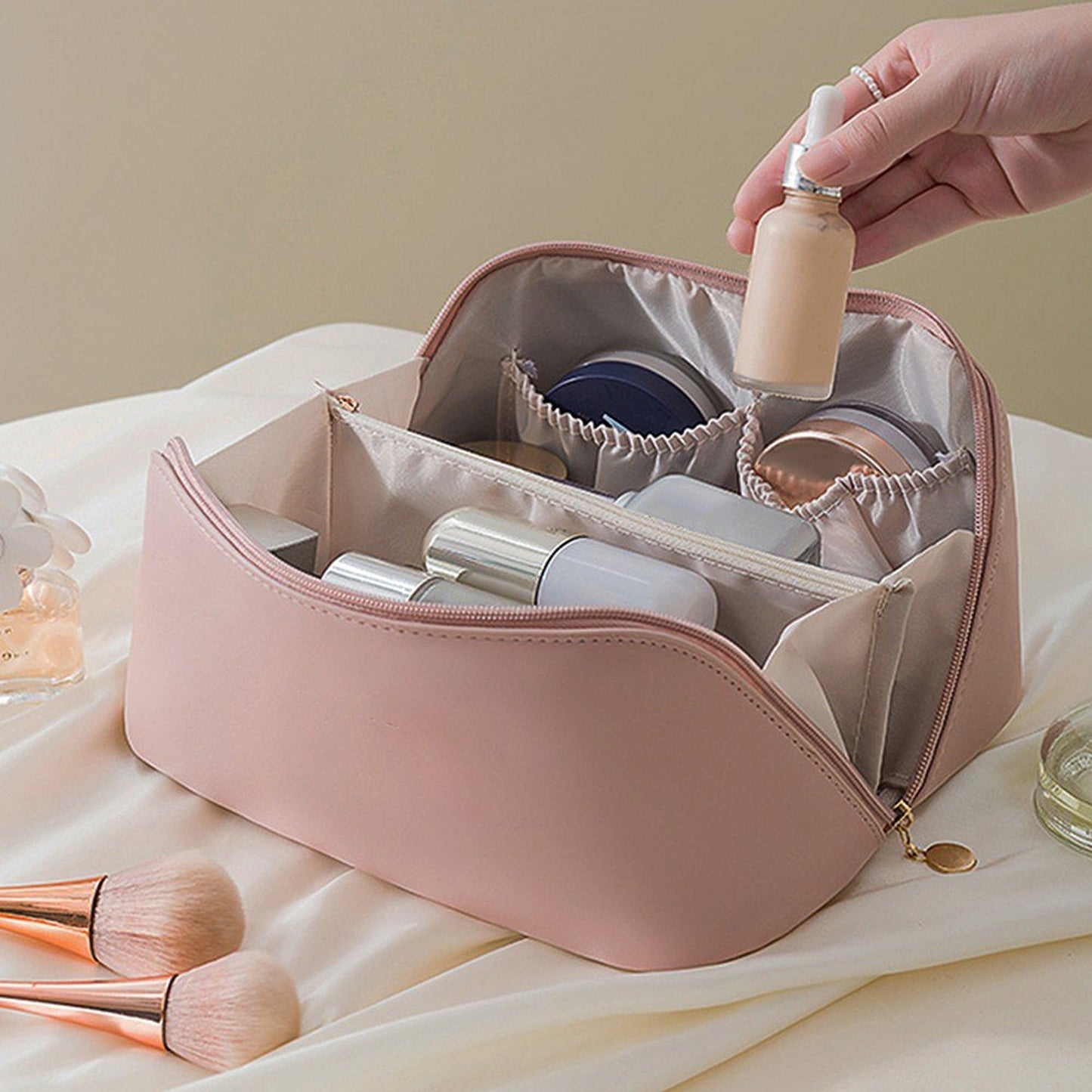 Travel Makeup Organizer Large Cosmetic Bag with Dividers