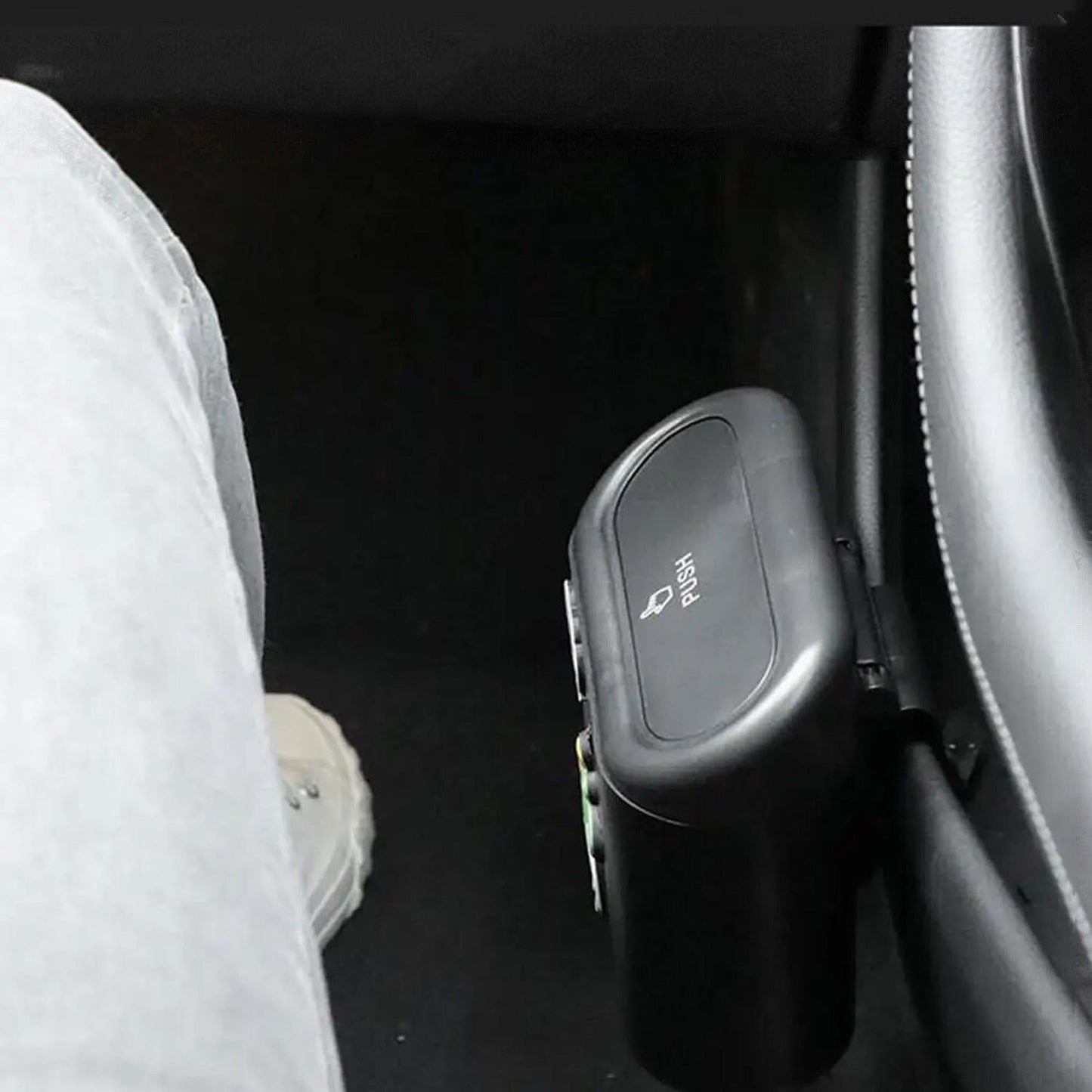 Car Trash Can Auto Rubbish Dustbin Garbage Box Case Holder