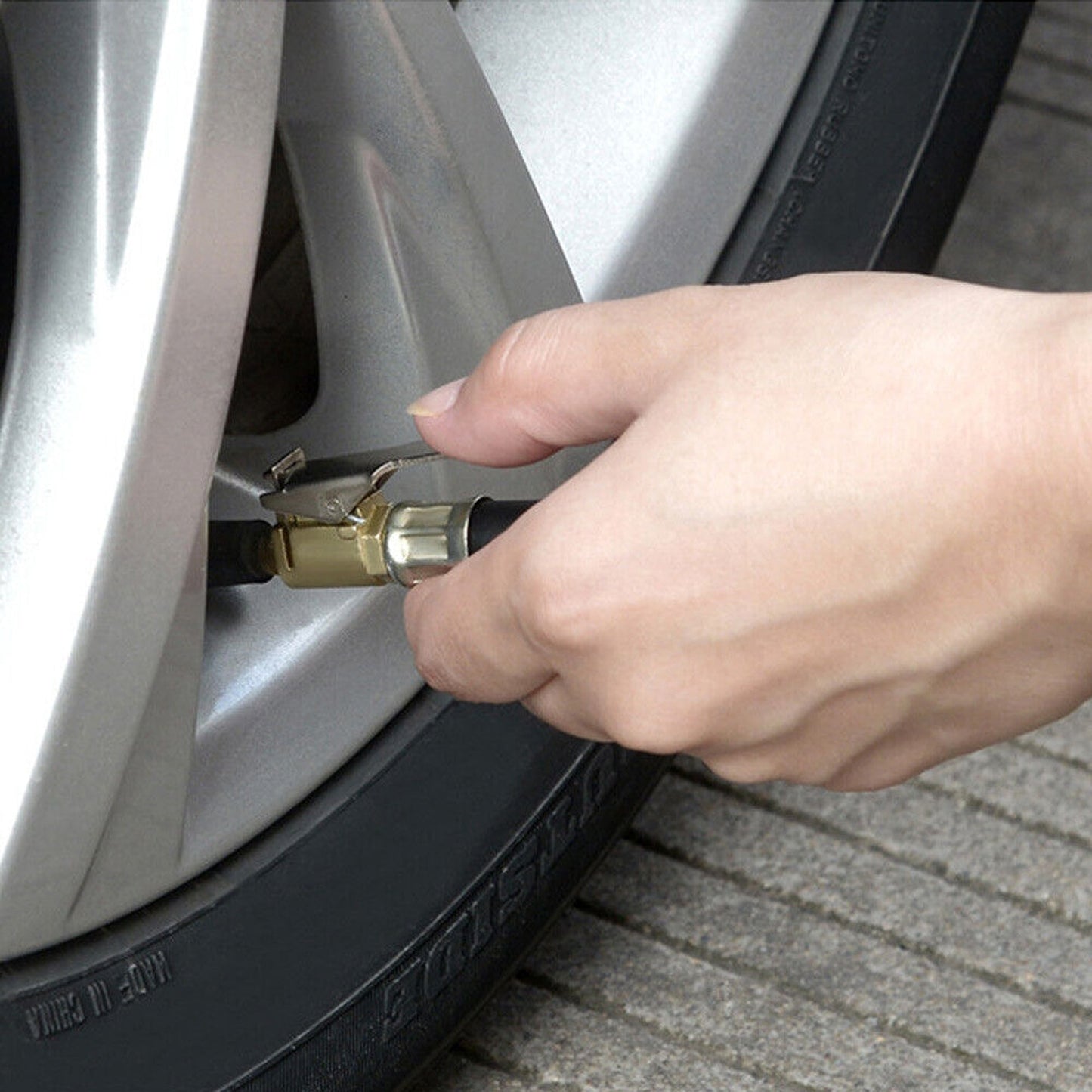 Digital Tyre Pressure Gauge with Air Inflator for Trucks and Cars