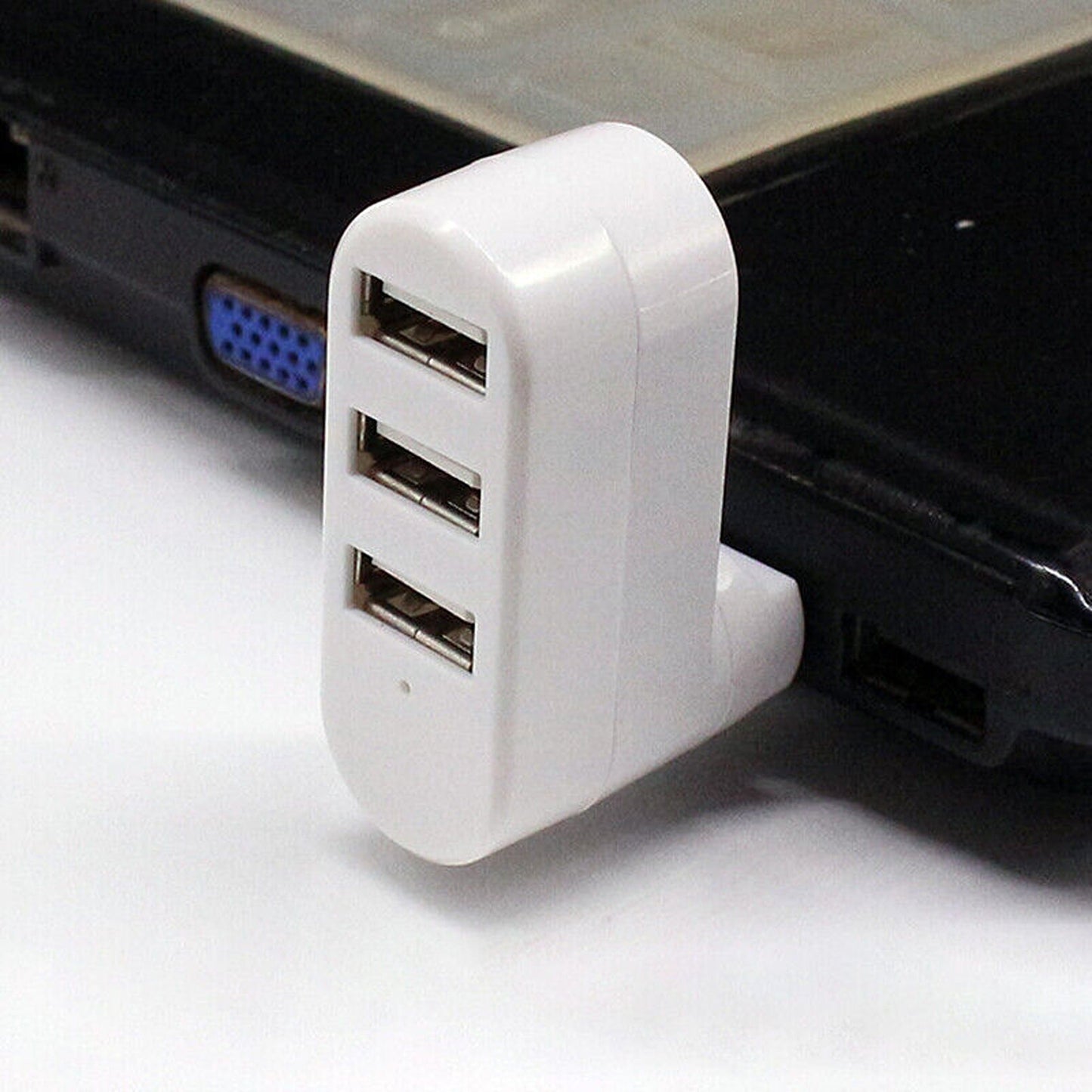 High-Speed 3-Port USB Hub for Laptop PC Data Transfer