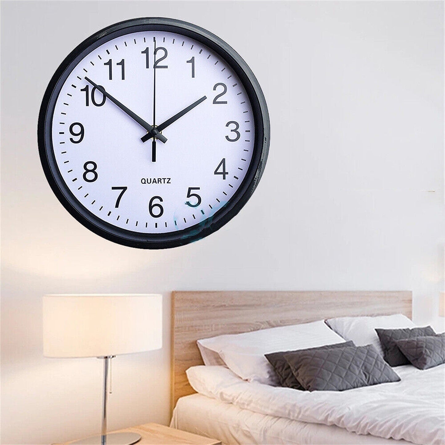 Silent Non-Ticking Quartz Wall Clock for Indoor Use