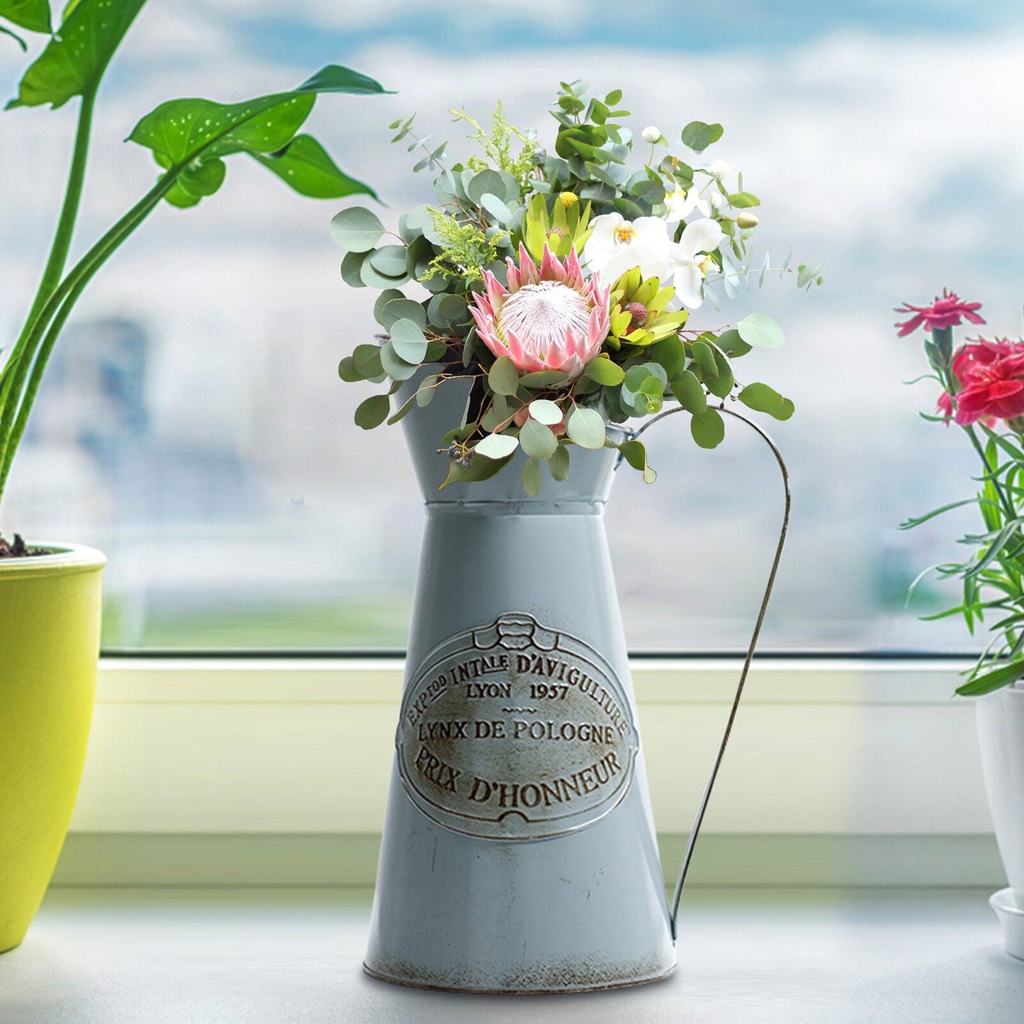 Garden Style Metal Jug Retro Chic Wedding Flower Vase Craft